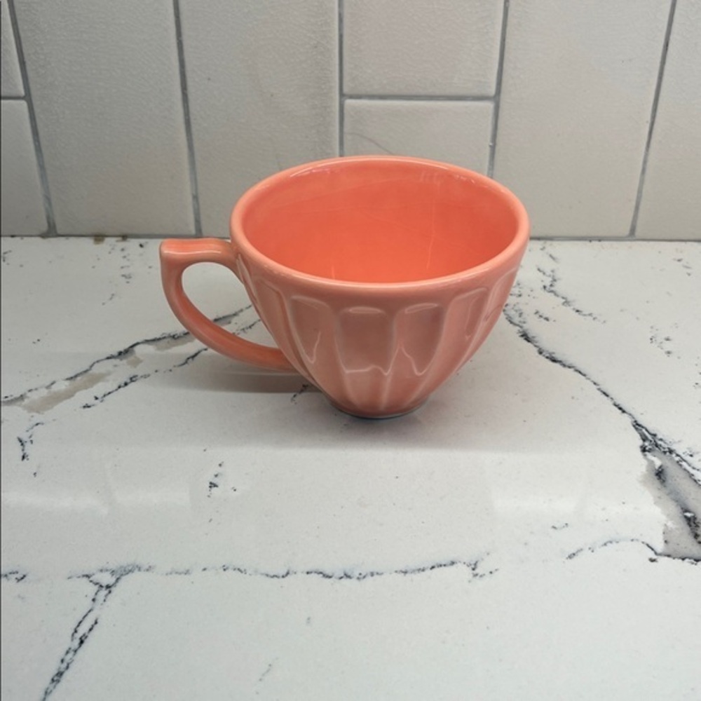 Biscuit Large Tea Cup